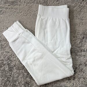 Aritzia Small White Sweatpabts